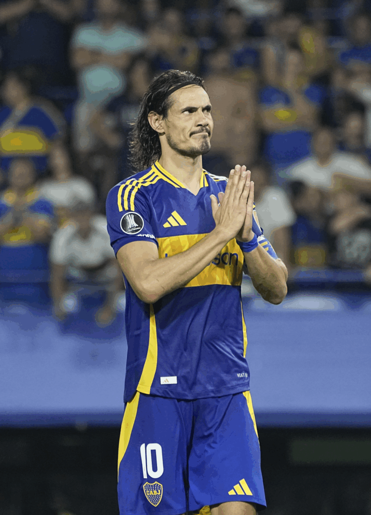 38歲的烏拉圭球星Cavani作為波卡青年的隊長出征2025年世俱盃。